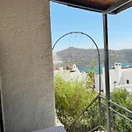 아파트 Small House In Bodrum *