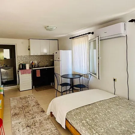 Small House In Bodrum Апартаменты